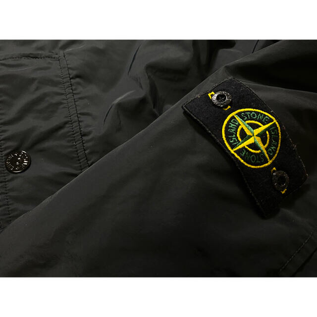 STONE ISLAND(ストーンアイランド)のストーンアイランド STONEISLAND プリマロフト ジャケット　アウター メンズのジャケット/アウター(ダウンジャケット)の商品写真