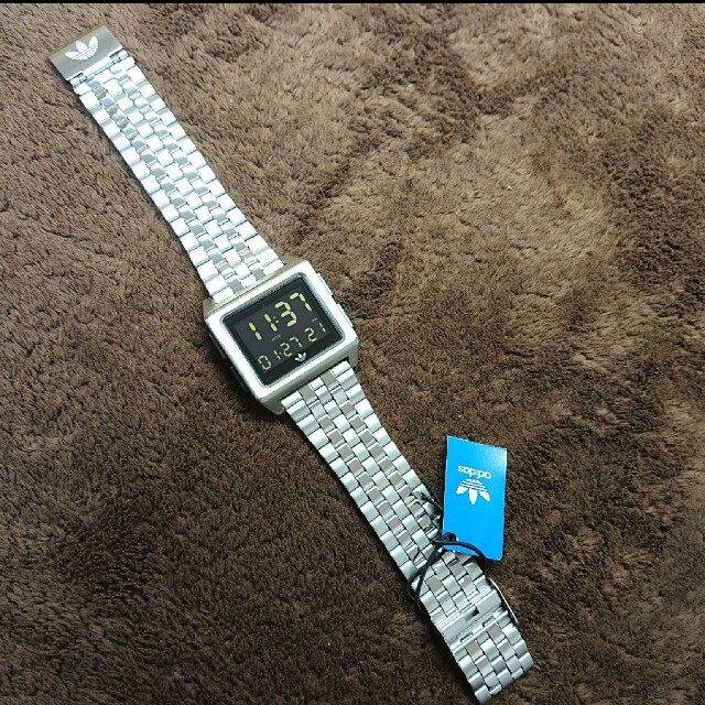 adidas(アディダス)のYUさん専用 adidas④⑰2本セット メンズの時計(腕時計(アナログ))の商品写真