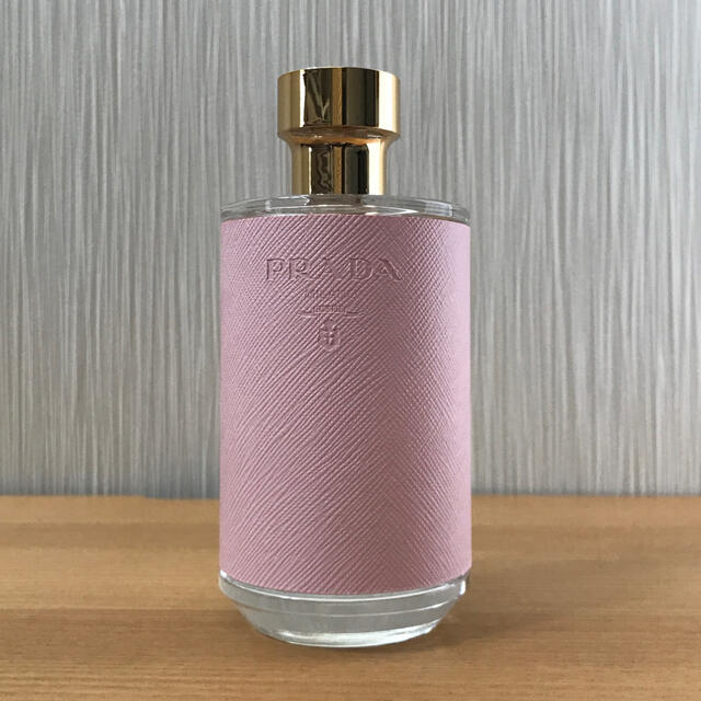 PRADA(プラダ)のmomo様専用 プラダ フェム ロー EDT 100 ml コスメ/美容の香水(香水(女性用))の商品写真