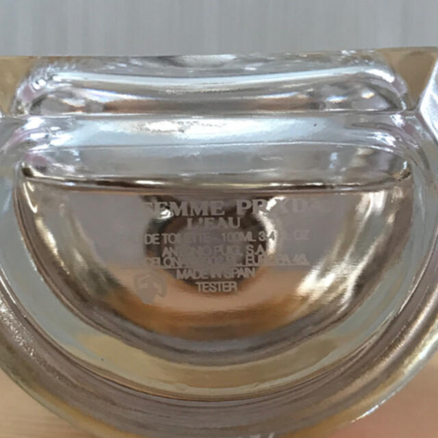 PRADA(プラダ)のmomo様専用 プラダ フェム ロー EDT 100 ml コスメ/美容の香水(香水(女性用))の商品写真