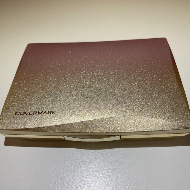 COVERMARK(カバーマーク)のCOVERMARK シルキーフィット ファンデーション コスメ/美容のベースメイク/化粧品(ファンデーション)の商品写真