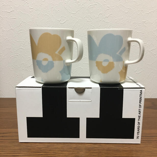 marimekko(マリメッコ)の新品未使用　マリメッコ   マグカップ   70周年　ウニッコ  セット インテリア/住まい/日用品のキッチン/食器(食器)の商品写真