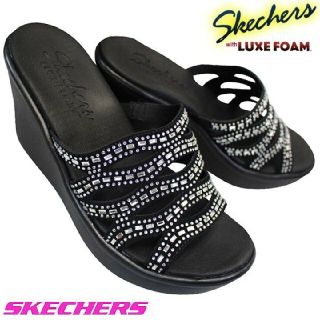 スケッチャーズ(SKECHERS)の新品25％OFF♪メチャかわ♪スケッチャーズ大人キラキラウェッジサンダル/25(サンダル)