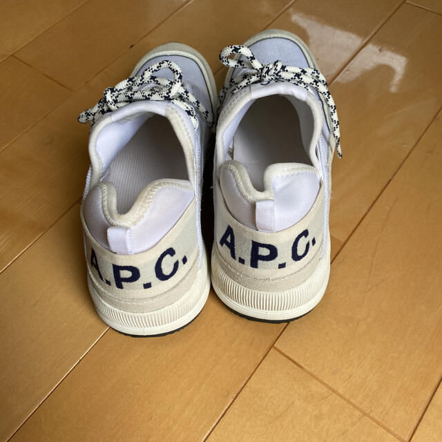 A.P.C. スニーカー ホワイト レディース 38 ロゴスニーカー