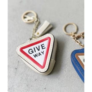 アパルトモンドゥーズィエムクラス(L'Appartement DEUXIEME CLASSE)のL'Appartement GOOD GRIEF! Key ring ホワイト(キーホルダー)