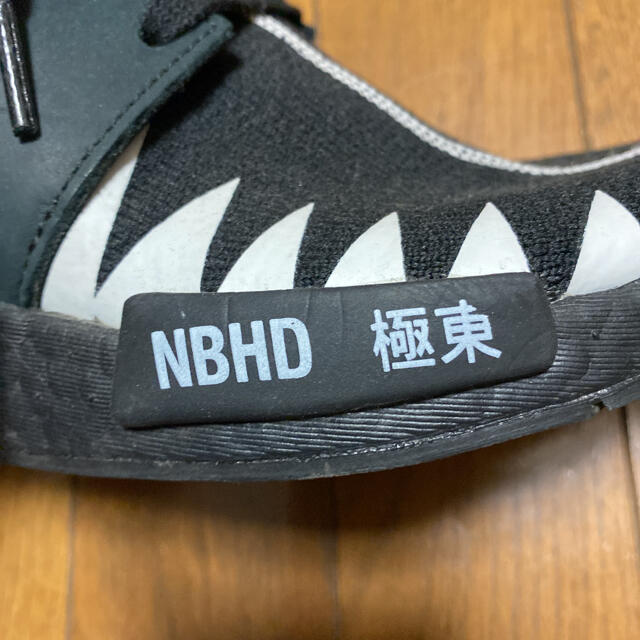 adidas(アディダス)のadidas NEIGHBORHOOD NMD R1 26.5 黒　ブラック メンズの靴/シューズ(スニーカー)の商品写真