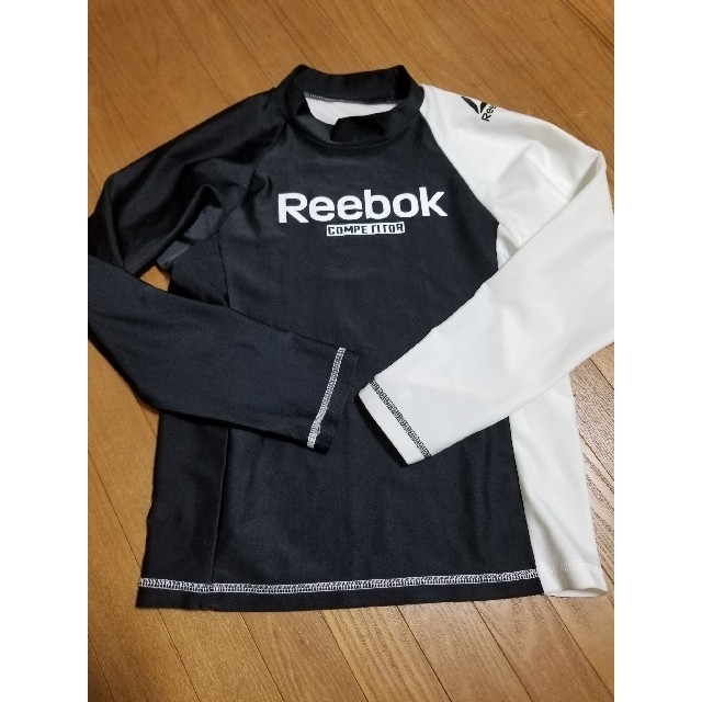 Reebok(リーボック)のリーボック　ラッシュガード　140cm キッズ/ベビー/マタニティのキッズ服男の子用(90cm~)(水着)の商品写真