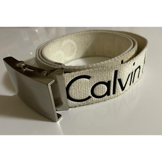Calvin Klein(カルバンクライン)のカルバンクライン　ベルト　白　ホワイト メンズのファッション小物(ベルト)の商品写真