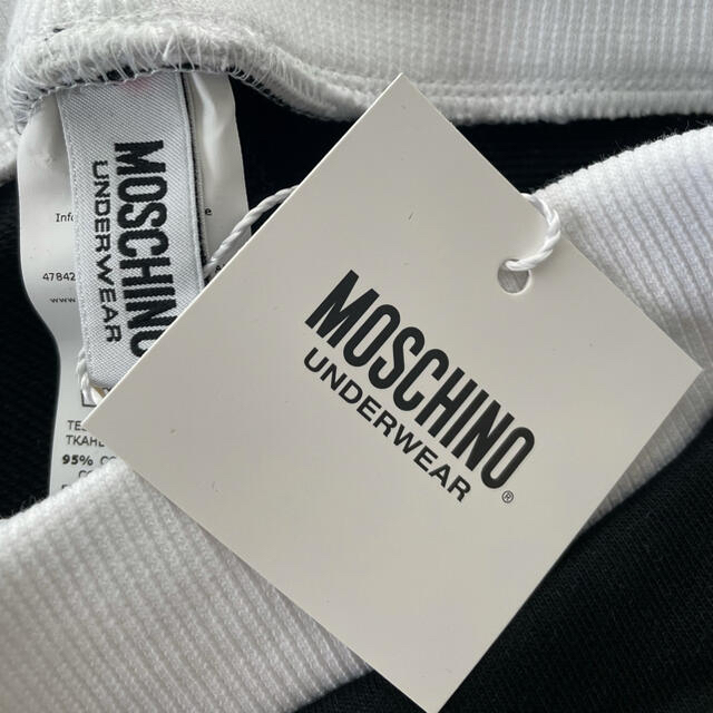 MOSCHINO(モスキーノ)の【新品】MOSCHINOUNDERBEARくまちゃん スウェット ショートパンツ レディースのパンツ(ショートパンツ)の商品写真