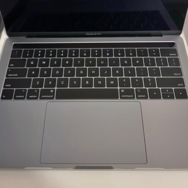 Apple Macbook Pro 2018 13inch 16GB 256GB Apple Macbook Pro 2018 13inch 16GB 256GB