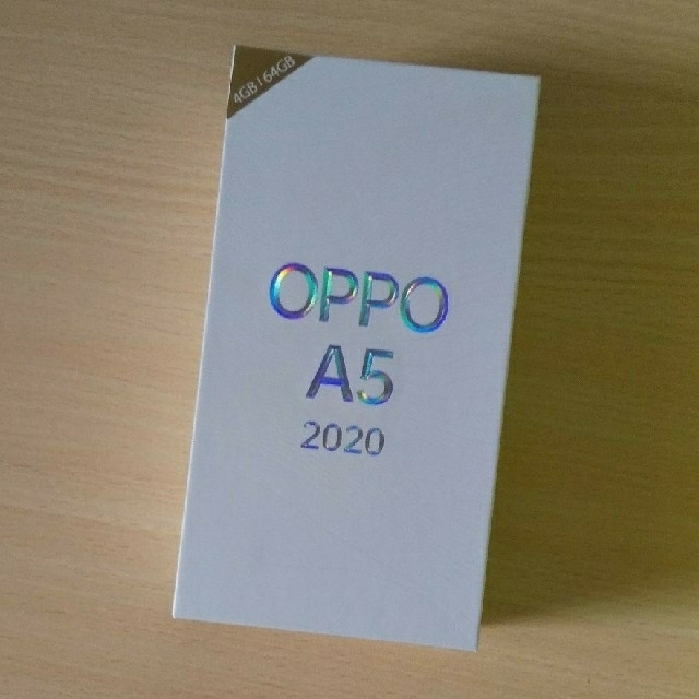 OPPO(オッポ)のOPPO A5 2020 グリーン　楽天版　ほぼ未使用に近い スマホ/家電/カメラのスマートフォン/携帯電話(スマートフォン本体)の商品写真