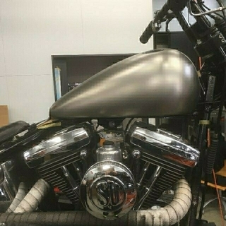 ハーレーダビッドソン(Harley Davidson)のハーレーエボ用に加工済スリムボブタンク(その他)