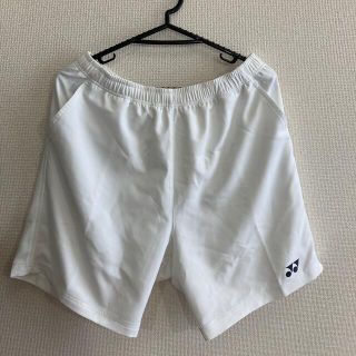 ヨネックス(YONEX)のYONEX（ヨネックス）Uni ベリークールハーフパンツ　白　Lサイズ(ショートパンツ)