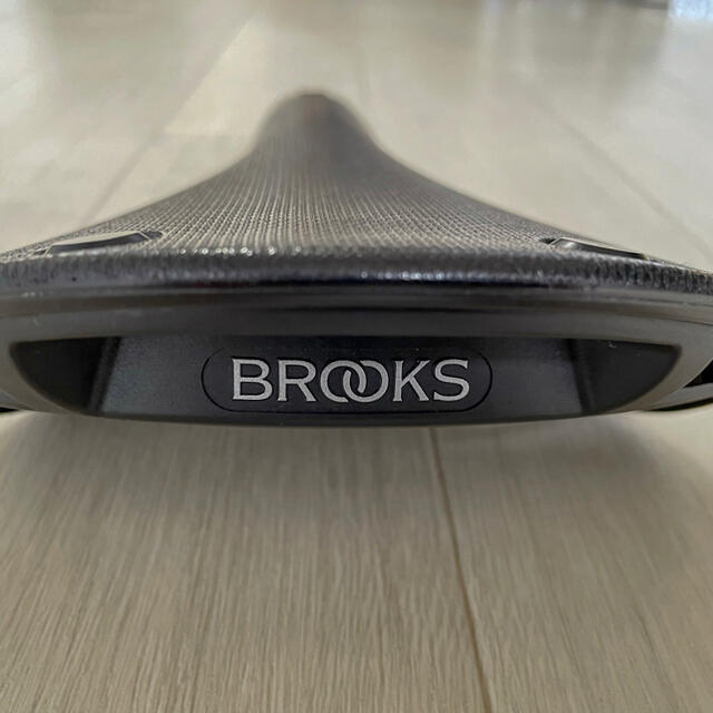 Brooks(ブルックス)のBROOKS C17 Saddle(今月末まで) スポーツ/アウトドアの自転車(パーツ)の商品写真