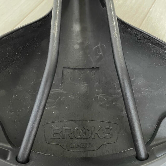 Brooks(ブルックス)のBROOKS C17 Saddle(今月末まで) スポーツ/アウトドアの自転車(パーツ)の商品写真