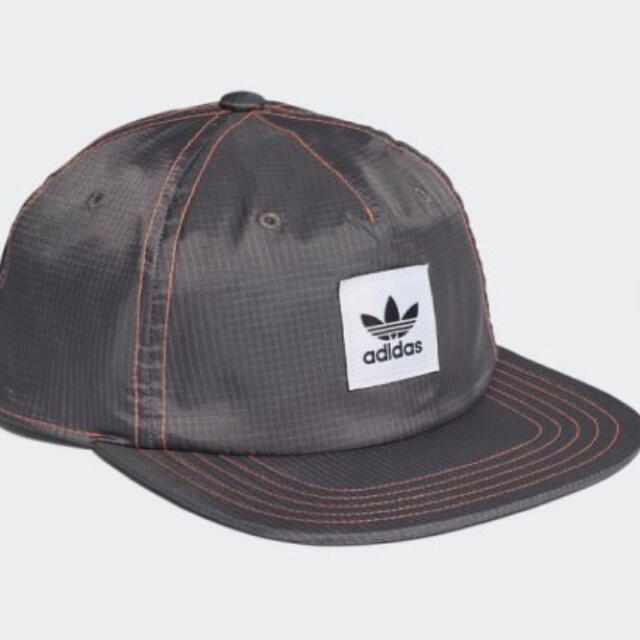 adidas(アディダス)のadidas originals キャップ　新品タグ付 メンズの帽子(キャップ)の商品写真