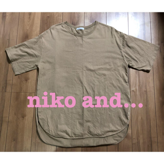 ニコアンド(niko and...)のロングスリットTシャツ(Tシャツ(半袖/袖なし))