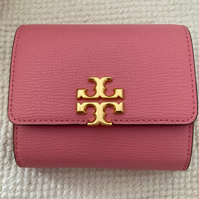 Tory Burch(トリーバーチ)のトリーバーチ　折財布　ピンク レディースのファッション小物(財布)の商品写真