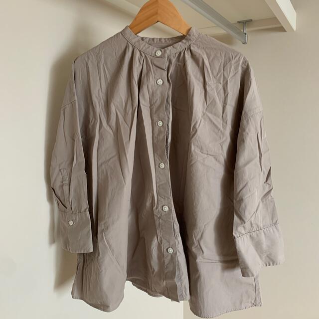 MUJI (無印良品)(ムジルシリョウヒン)のカッターシャツ　無印良品　Sサイズ レディースのトップス(シャツ/ブラウス(長袖/七分))の商品写真