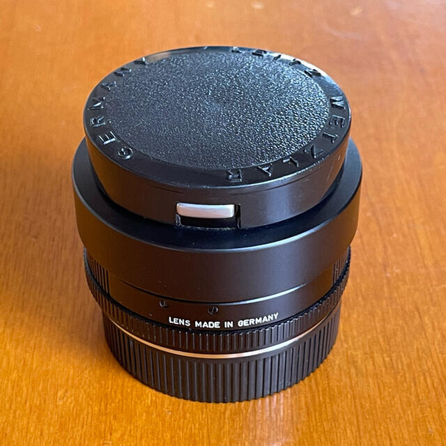 LEICA(ライカ)のLeica SUMMICRON-R 50mm f2 フード付き スマホ/家電/カメラのカメラ(レンズ(単焦点))の商品写真