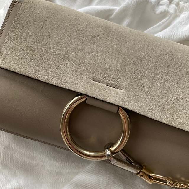 Chloe(クロエ)のCHLOÉ トープ スモール Faye バッグ レディースのバッグ(ショルダーバッグ)の商品写真