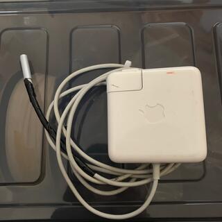 マック(MAC)のジャンク　MACBook Air 充電器　ACアダプター(バッテリー/充電器)