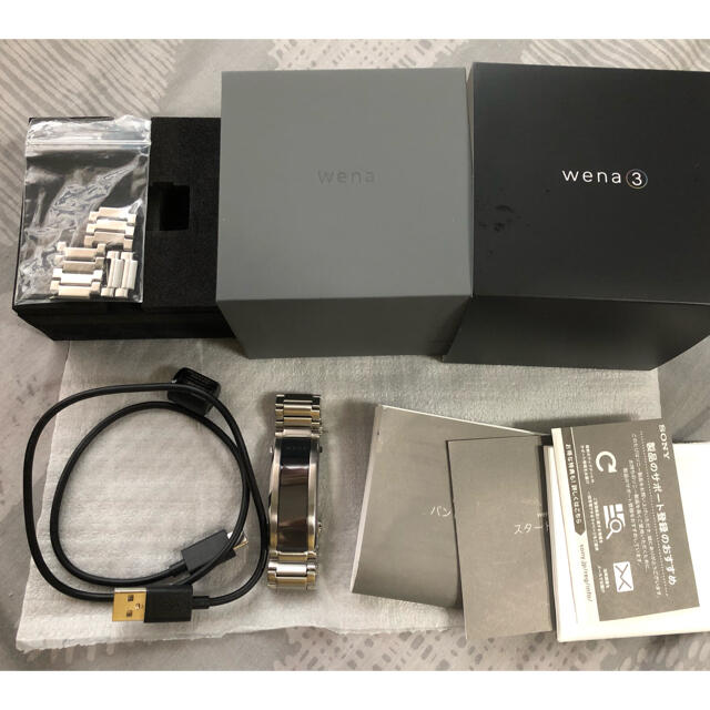 SONY(ソニー)のSony wena3 WNW-B21A シルバー メタル スマホ/家電/カメラのスマートフォン/携帯電話(その他)の商品写真