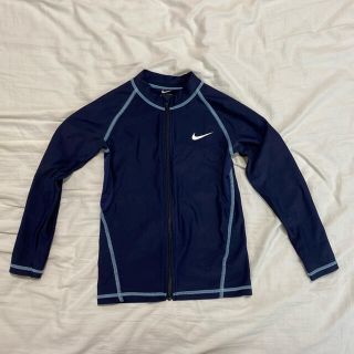 ナイキ(NIKE)のナイキNIKE ラッシュガード　130 XS(水着)