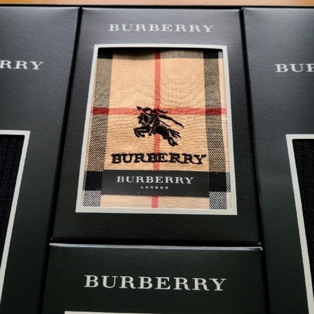 BURBERRY(バーバリー)のBURBERRY　靴下&ハンカチセット メンズのメンズ その他(その他)の商品写真