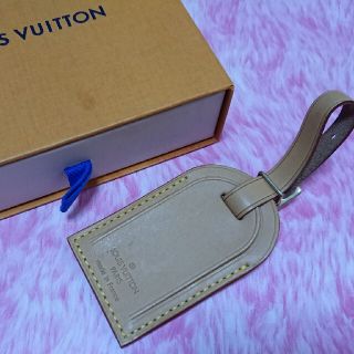 ルイヴィトン(LOUIS VUITTON)のルイヴィトン ネームタグ(ベージュ)(キーホルダー)