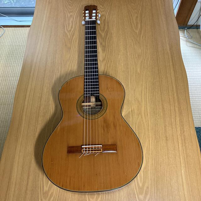 松岡良治　クラシックギター 楽器のギター(クラシックギター)の商品写真
