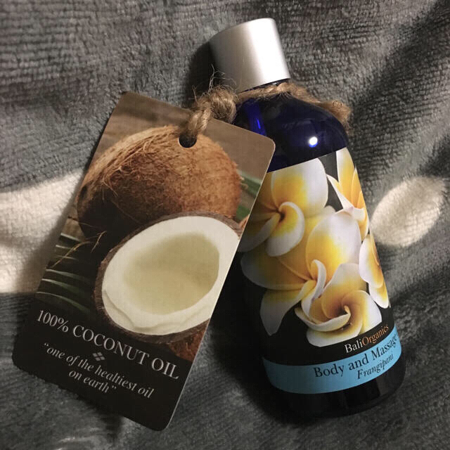 100％ coconut oil ♡本当にオススメ❤︎ コスメ/美容のボディケア(ボディオイル)の商品写真