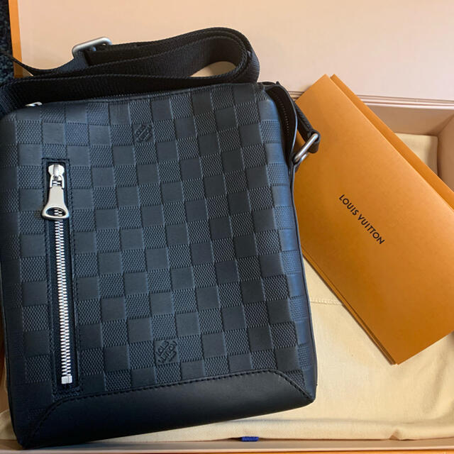 偉大な LOUIS ディスカバリーメッセンジャーbb - VUITTON ショルダーバッグ