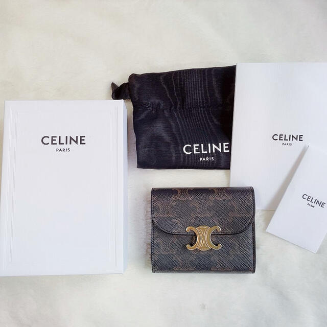 セリーヌ　CELINE   二つ折り財布　伊勢丹購入