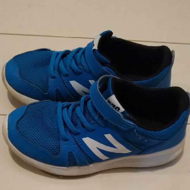 New Balance(ニューバランス)のNew Balance　20センチ！ キッズ/ベビー/マタニティのキッズ靴/シューズ(15cm~)(スニーカー)の商品写真