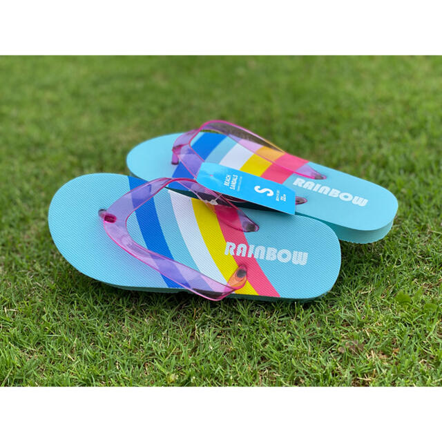 【新品】ビーチサンダル　★レインボー柄　rainbow レディースの靴/シューズ(ビーチサンダル)の商品写真