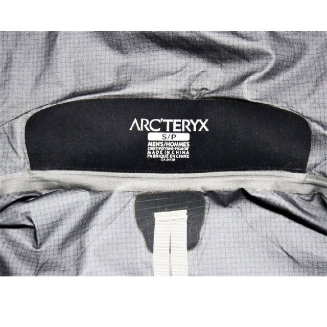 ARC'TERYX(アークテリクス)のARC’TERYX  アークテリクス  β LT ベータLT メンズのジャケット/アウター(マウンテンパーカー)の商品写真