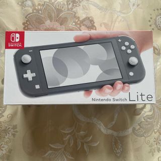 ニンテンドースイッチ(Nintendo Switch)の【りゅうのすけ様専用】Nintendo switch lite (携帯用ゲーム機本体)