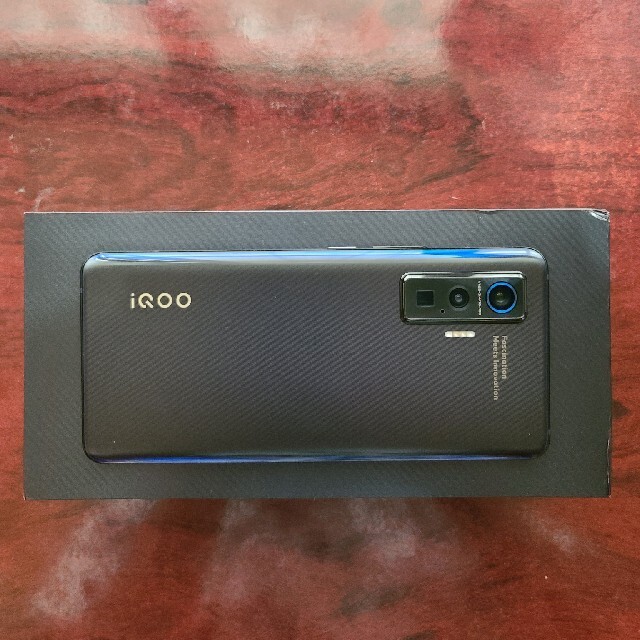 ゲーミングスマホVIVO iQOO5Pro 8+256