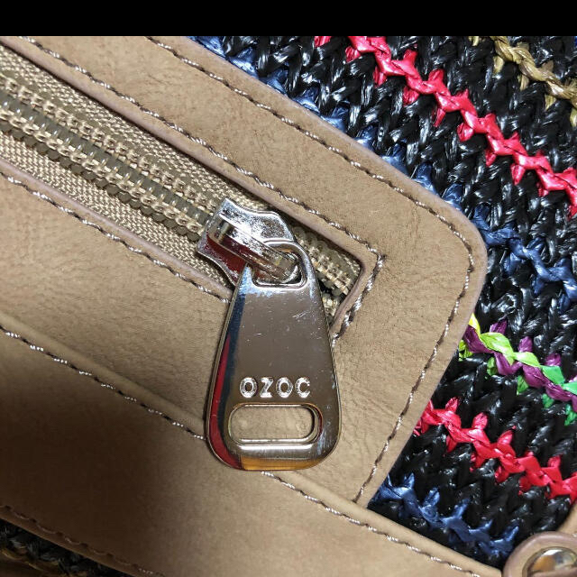 OZOC(オゾック)の新品訳あり　OZOC レザー＆ストロー素材　ショルダーバッグ レディースのバッグ(ショルダーバッグ)の商品写真