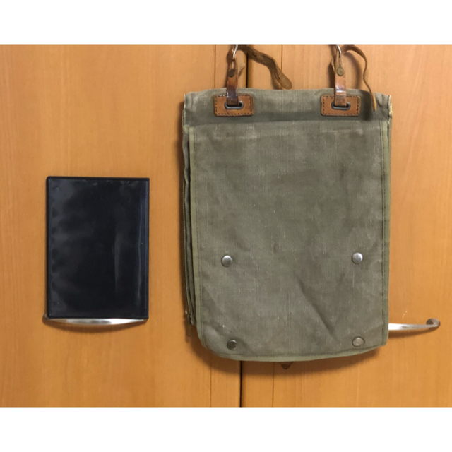 ミリタリー　バッグ　マップケース　フランス軍 メンズのバッグ(ショルダーバッグ)の商品写真