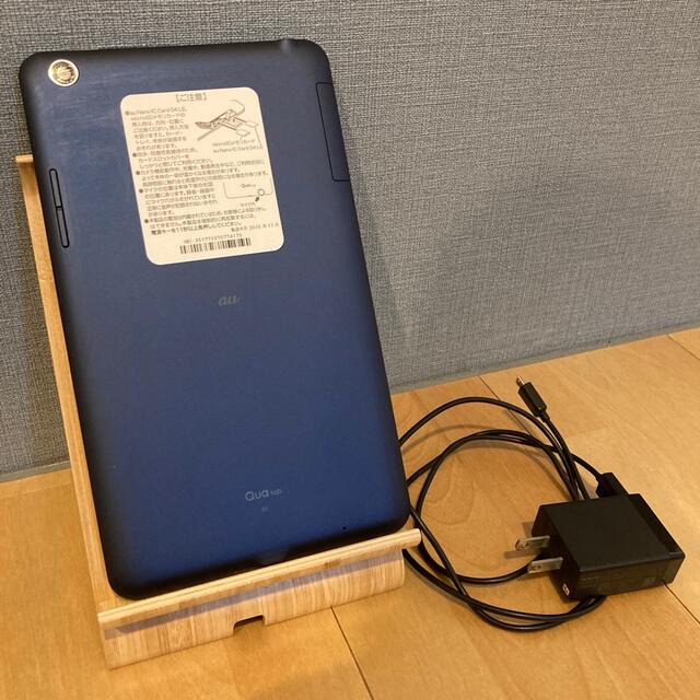 au(エーユー)のQua tab 01 スマホ/家電/カメラのPC/タブレット(タブレット)の商品写真