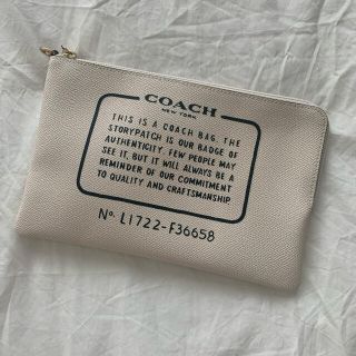 コーチ(COACH)の【連休お値下げ❗️】coach  白ポーチ(ポーチ)