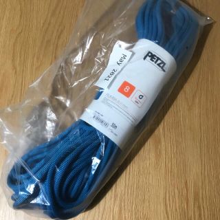 ペツル(PETZL)のPETZL ペツル Rumba ルンバ 8mm50m ダブルロープ(登山用品)