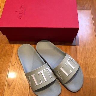 ヴァレンティノ(VALENTINO)のVALENTINO ヴァレンティノ　サンダル　ビーチサンダル　箱付き(ビーチサンダル)