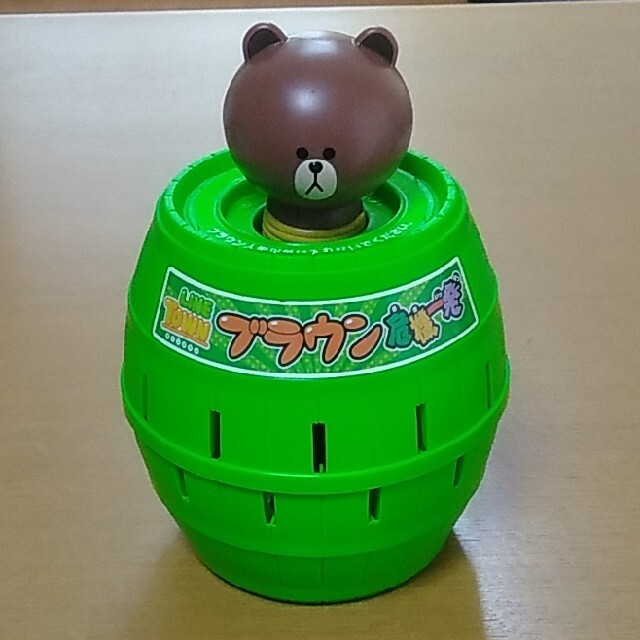 Takara Tomy(タカラトミー)のLINEタウン　ブラウン危機一発 エンタメ/ホビーのおもちゃ/ぬいぐるみ(キャラクターグッズ)の商品写真