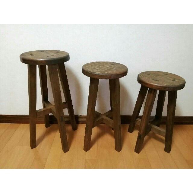 木製スツール　３脚セット　高さ52cm　丸椅子　stool インテリア/住まい/日用品の椅子/チェア(スツール)の商品写真