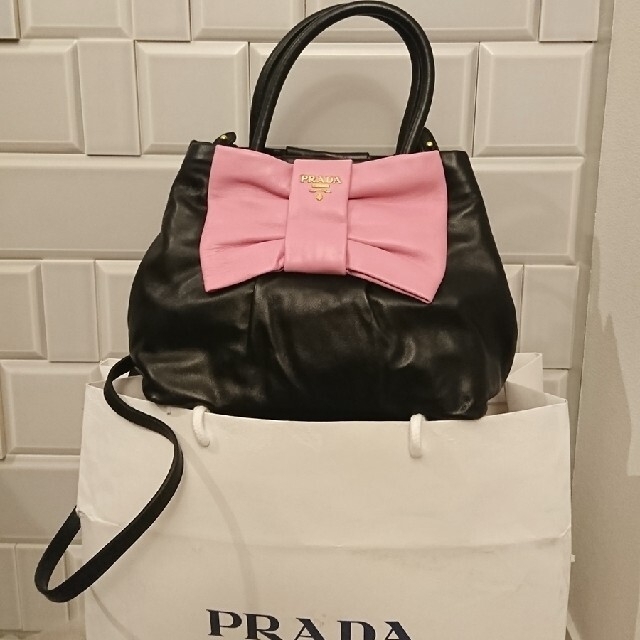 お値下げ‼️新品♥️PRADA リボン バッグ♥️ショルダー ピンク