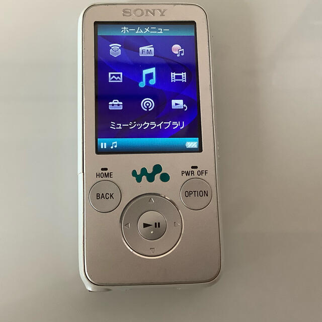 WALKMAN(ウォークマン)のSony walkman nw-s636f スマホ/家電/カメラのオーディオ機器(ポータブルプレーヤー)の商品写真