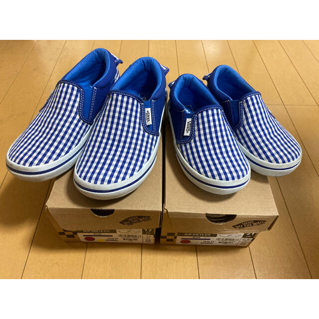 VANS(ヴァンズ)の【美品】VANS スリッポン チェッカーギンガム　2足セット キッズ/ベビー/マタニティのキッズ靴/シューズ(15cm~)(スリッポン)の商品写真